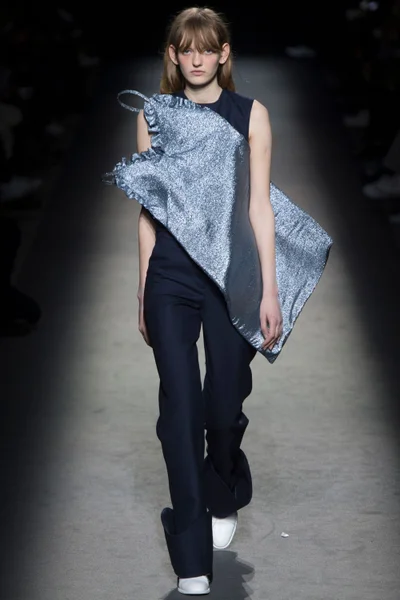 Look 21